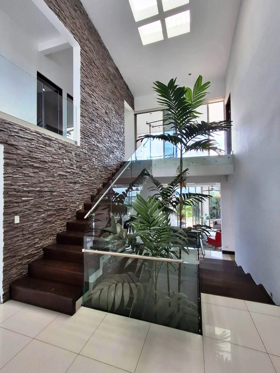 Casa Spectacular!: Entertainer's Dream Estate with Unrivaled 300° City Views! - Gallery image 7