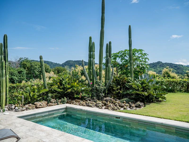 Casa Koi: Luxury 3-Hectare Hilltop Property with Stunning 360° Mountain Views, Main Home, Guest House & Workshop, Minutes from Samara - Gallery image 16