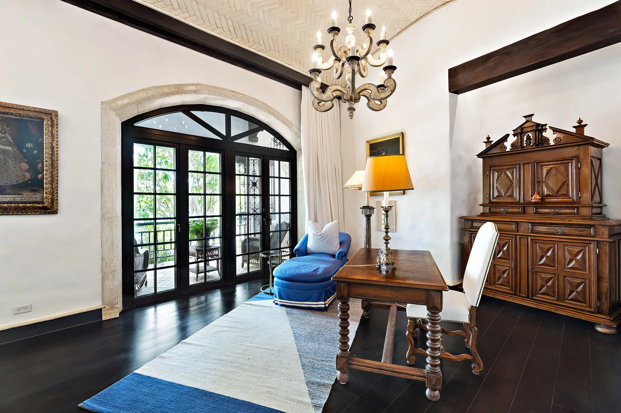 27 Cartagena: Unique Luxury Beachfront Home - Gallery image 14