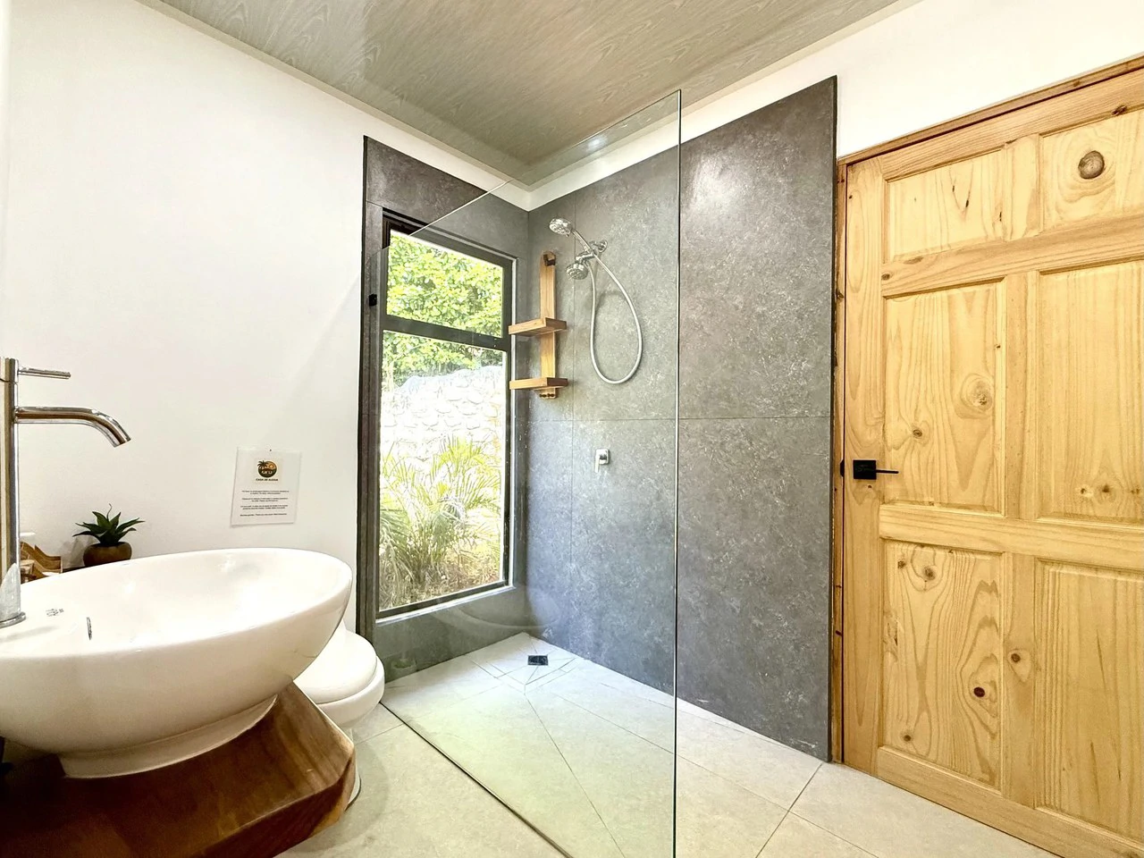 CASA BRISA ABIERTA: Turnkey Tropical Living on the Edge of Cobano $349,950 USD - Gallery image 21