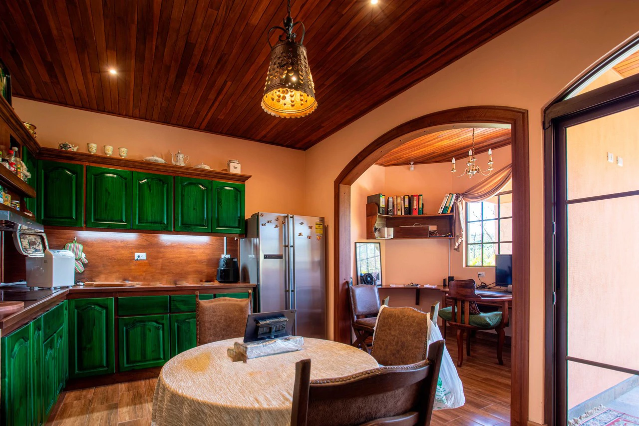 Countryside House For Sale in Atenas - Gallery image 8