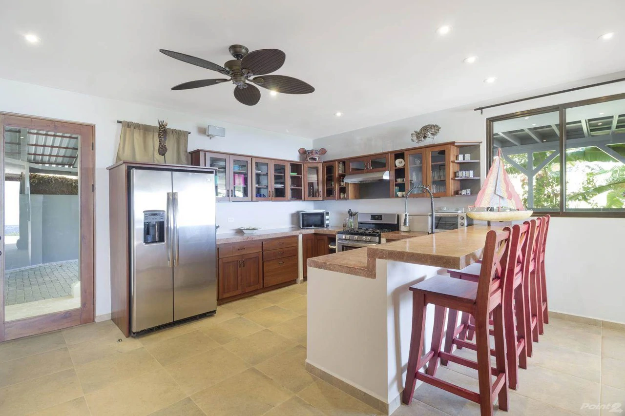Casa Thai: Ocean View Villa in Uvita with Proven Airbnb Income and Luxury Tropical Living - Gallery image 22