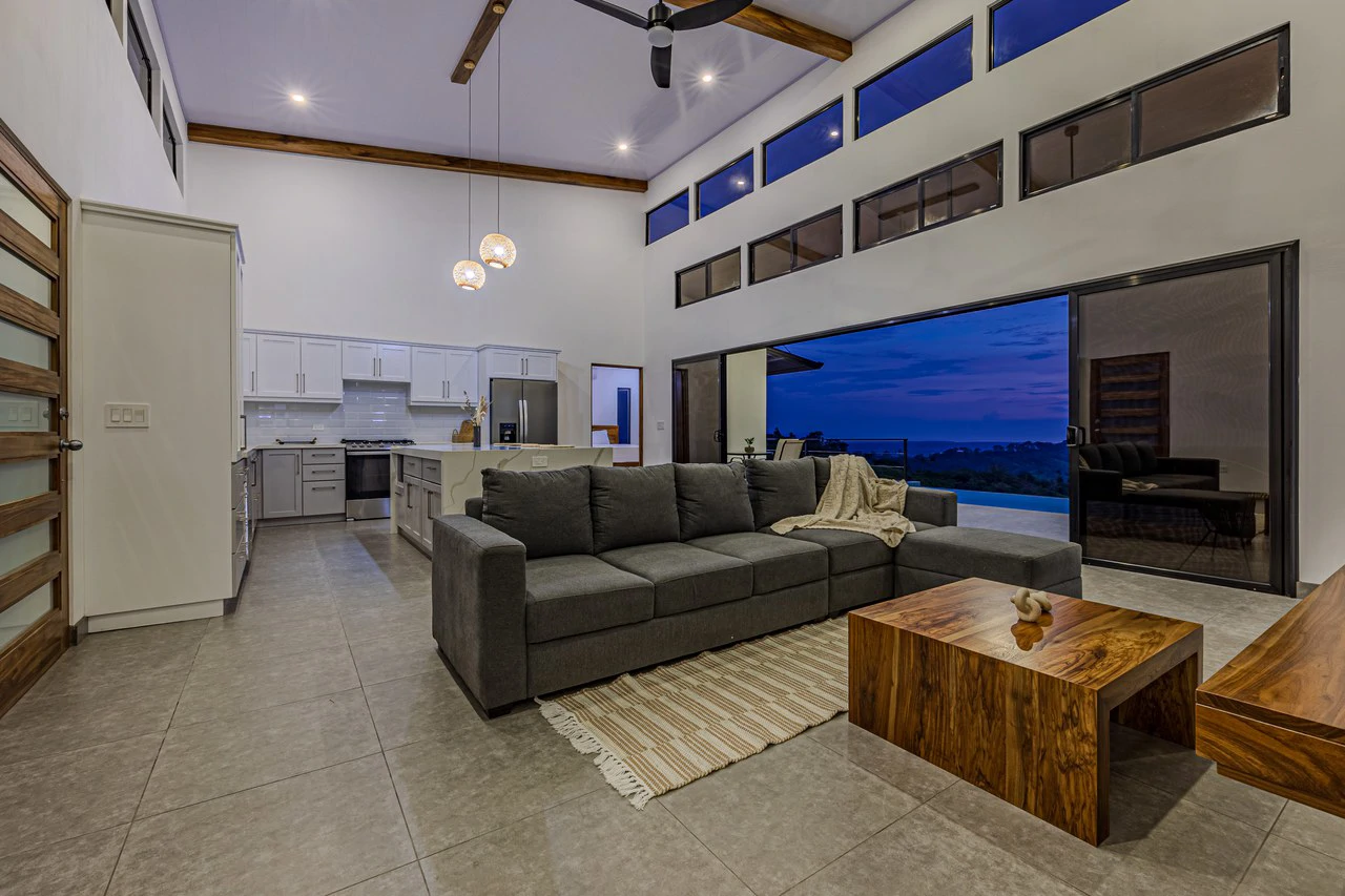 CHONTALES NEW VILLA WITH PANORAMIC OCEAN AND MOUNTAINS VIEWS: Mountain Villa For Sale in Ojochal - Gallery image 6