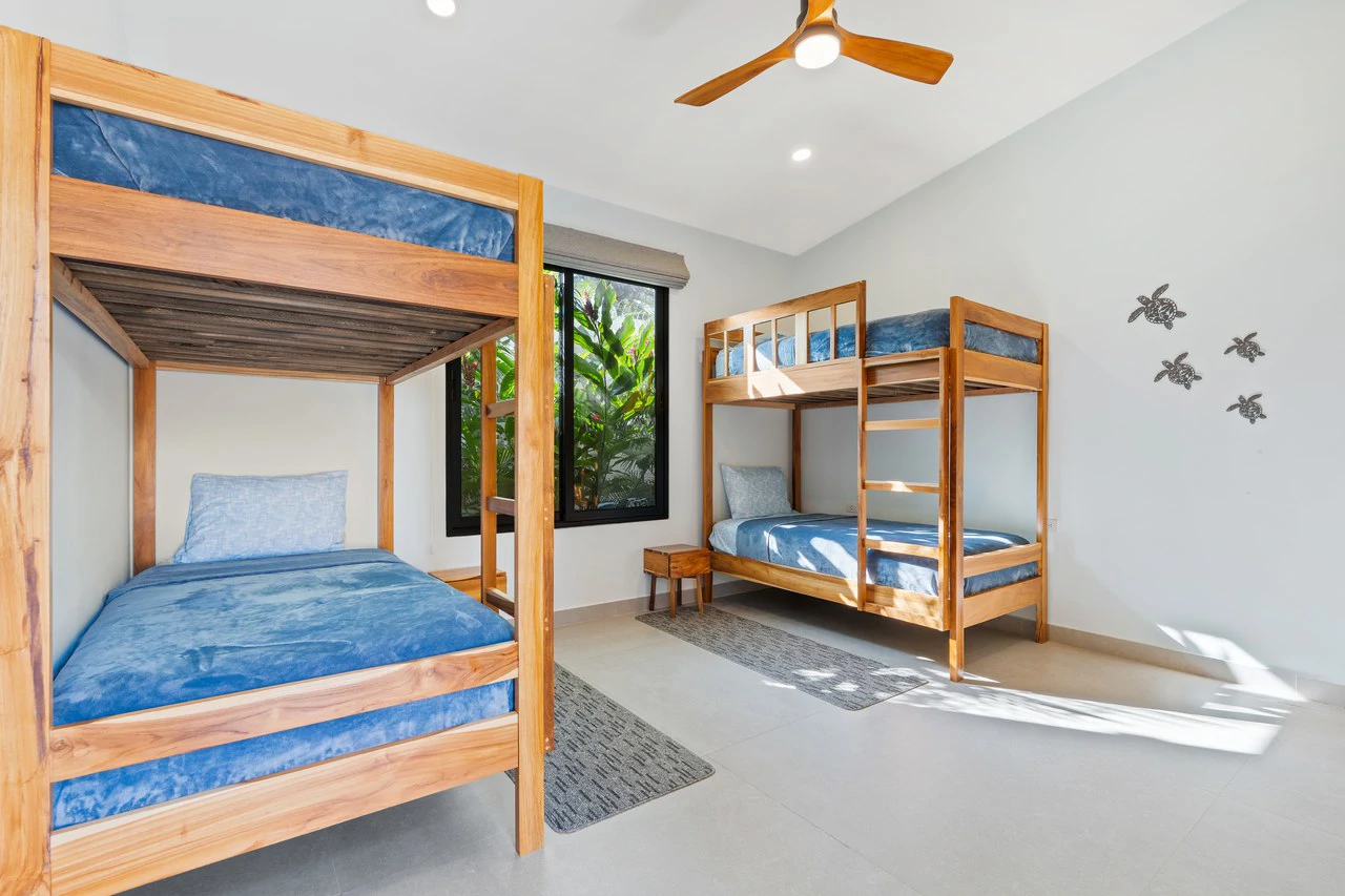 Casa Guacamaya Roja: Luxury Home in Playa Grande - Gallery image 24