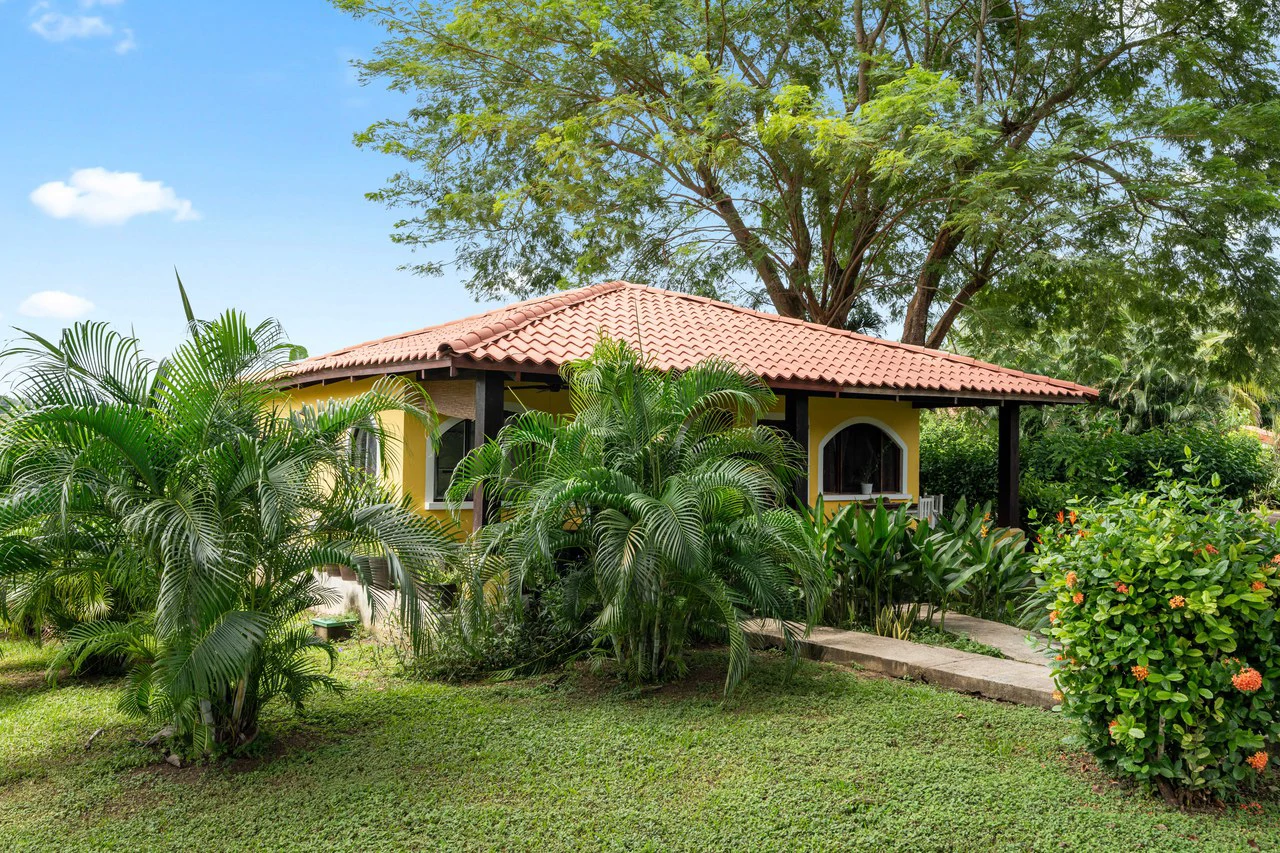 Casa Sereneness - Villaggio II, 405B:  Walk to the beach from this beautiful gated community