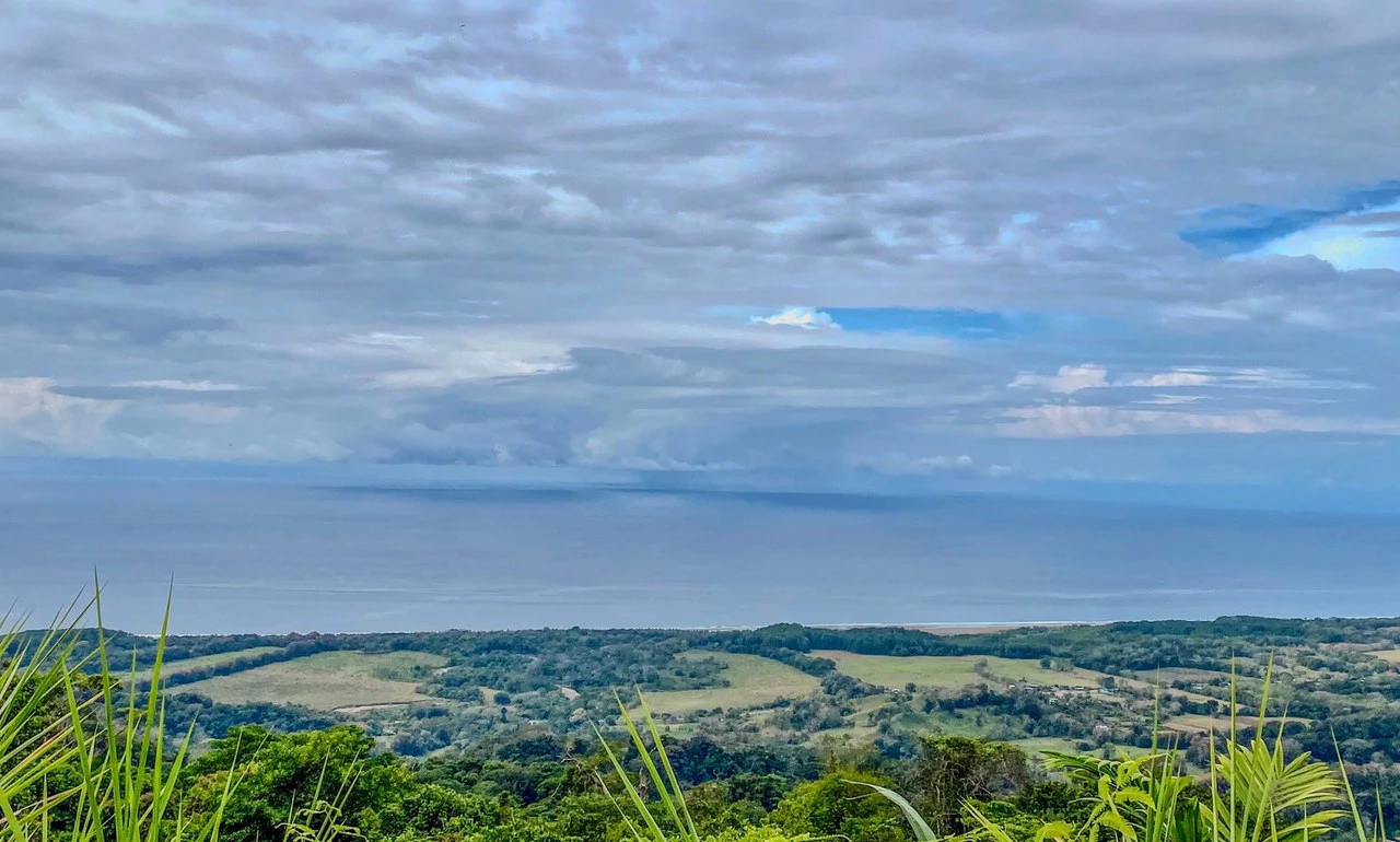 24.46 ACRES- Ocean And Mountain View Land, 4 Building Areas, Legal Water, Public Road, 20min From Beaches!!! - Gallery image 16