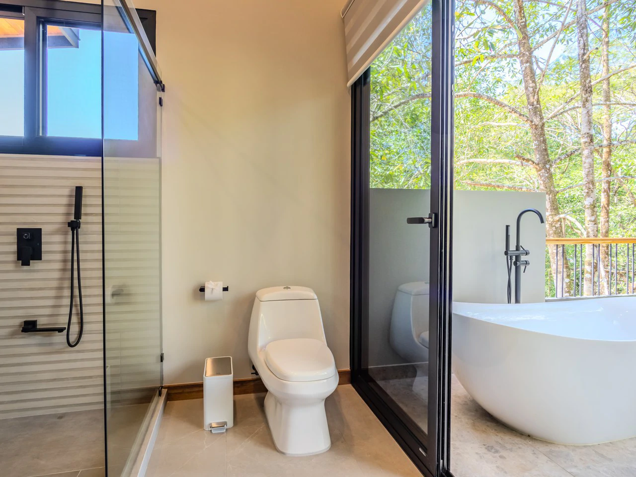 Luxury 3 Bedroom Home with Ocean Views in Downtown Uvita - Gallery image 60
