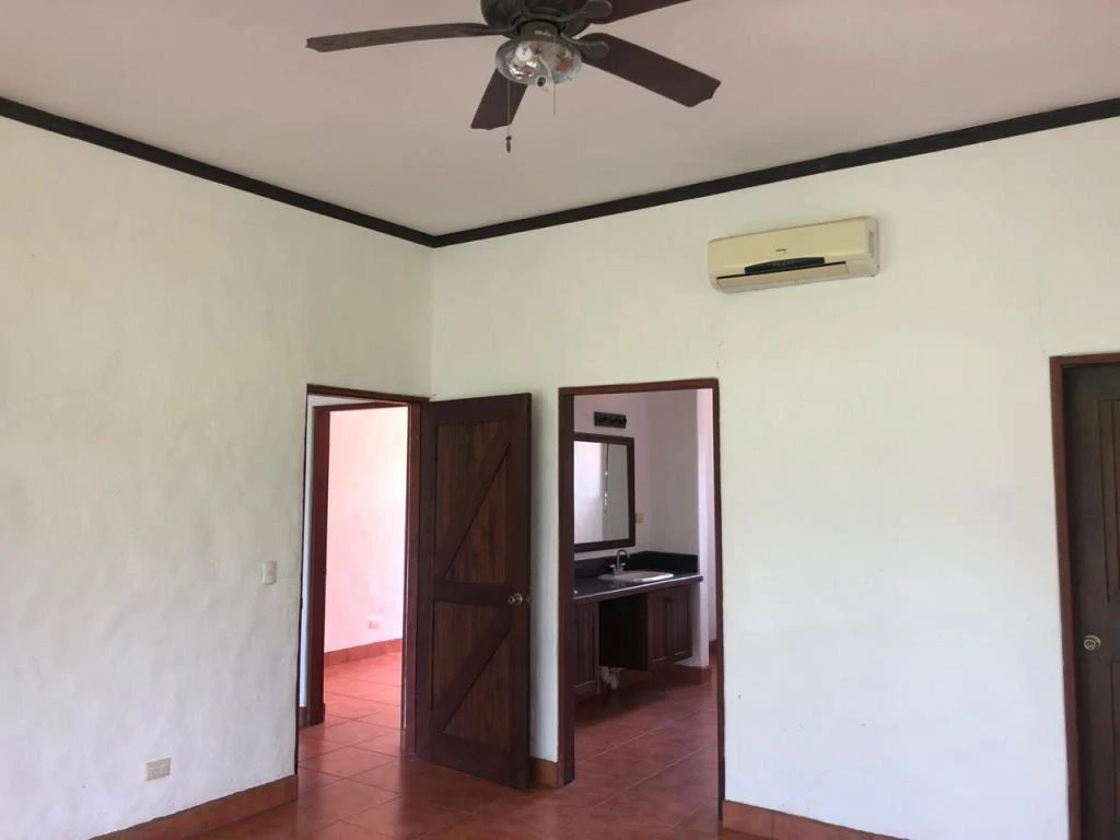 Teak Farm for Sale with a Hacienda Villa and 3 houses in La Cruz, 1 hour away from Liberia - Gallery image 24