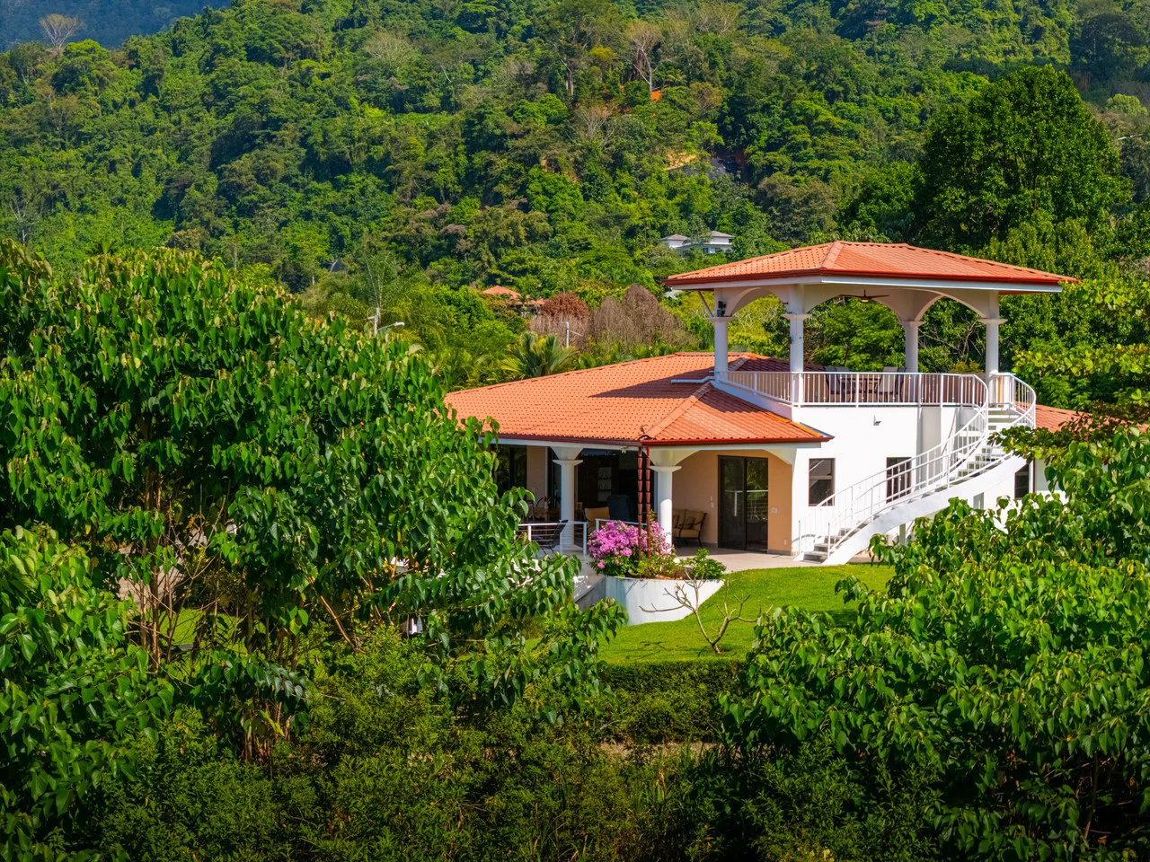 Casa Oma - Phase 11 - Ojochal: Mountain House For Sale in Ojochal - Gallery image 3