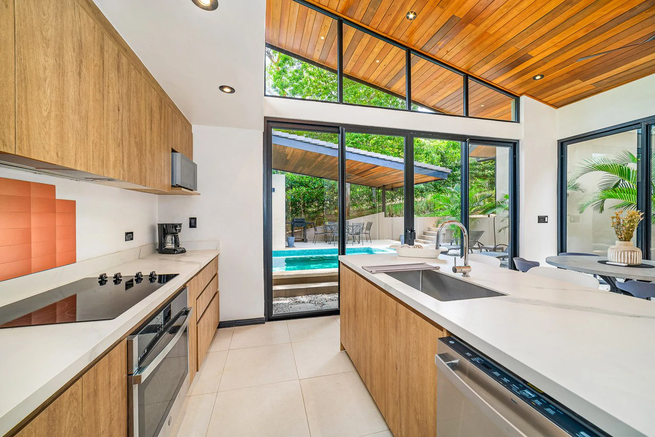 Casa del Sol: Fully Furnished Home in Las Ventanas de Playa Grande - Gallery image 15