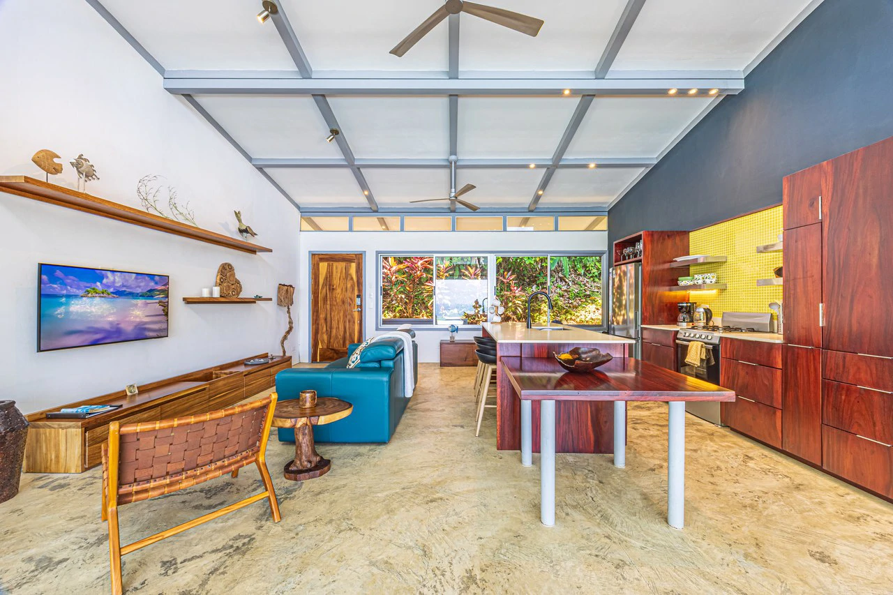 Uvita Ocean and Whale Tail View Modern Home on 3.64 Acres in Exclusive Enclave - Gallery image 46