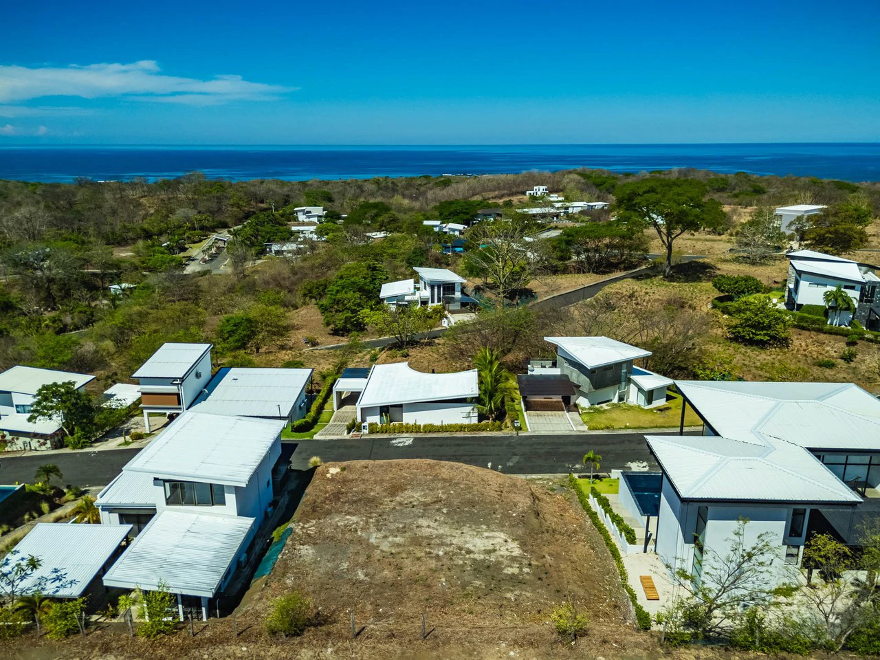 Lomas del Sol #37: Ocean View Lot in Gated Community Near Surf - Gallery image 9
