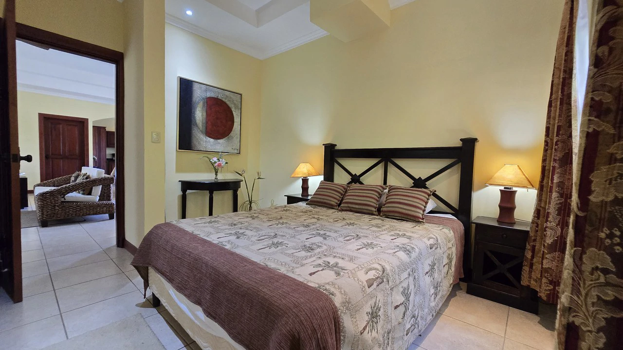 Casa Tropical: Best entry into highly sought after community! - Gallery image 54