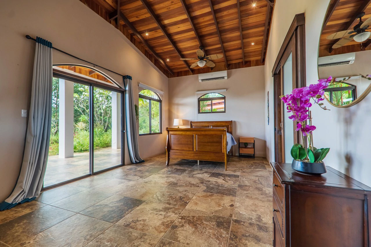 Sunset Ocean View Home on 2.6 Acres Platanillo - Gallery image 15