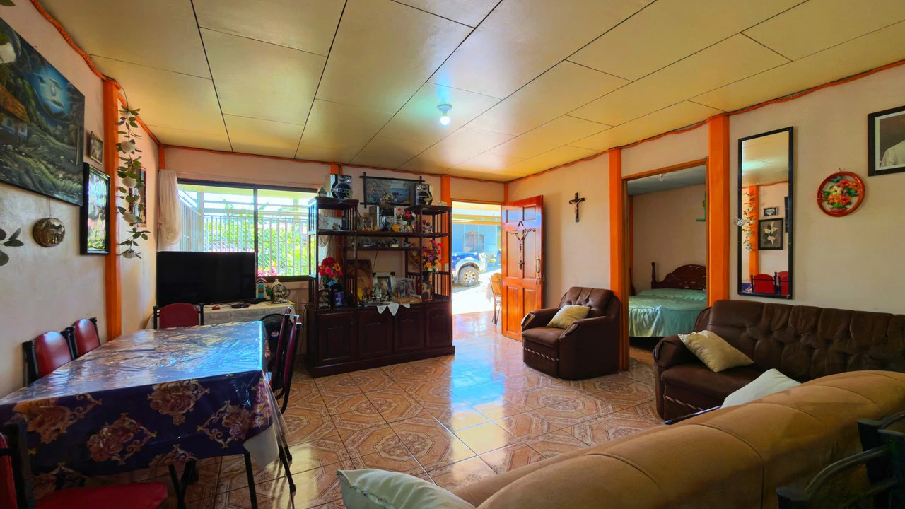 House For Sale in Pavones - Gallery image 4