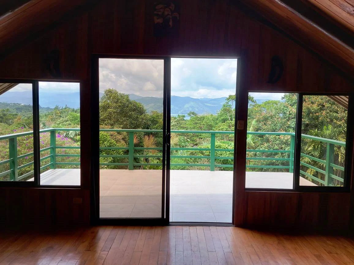 CHALET DEL LAGO - Beautiful A-Frame home in tropical garden - Gallery image 38