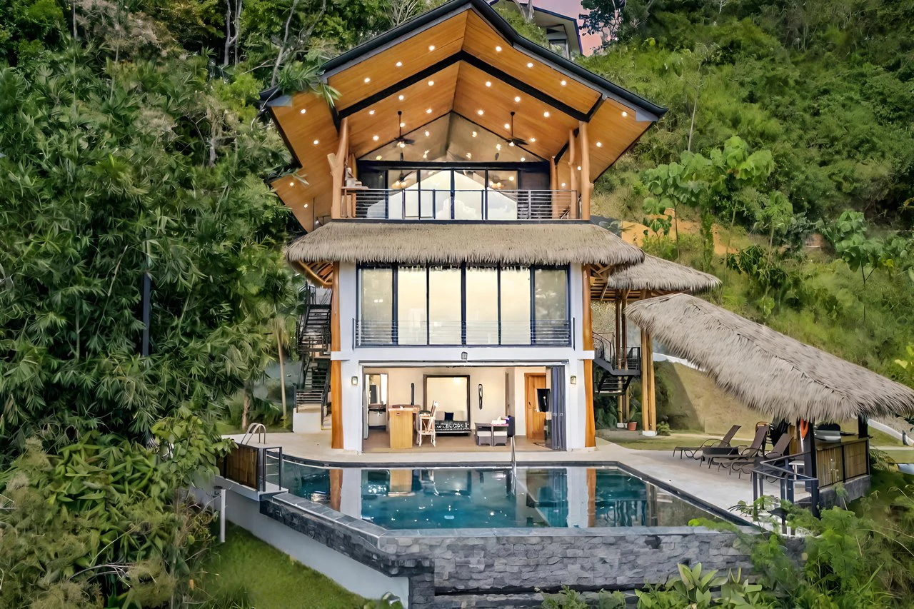 1.25 ACRES – 4 Bedroom Luxury Ocean View Home In Gated Community With Amazing Pool, Yoga Deck, Easy Access! Owner Financing Available!! - Gallery image 2