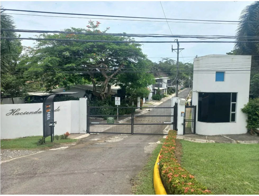Residential Lot in Jacó, Garabito, Puntarenas: Your Opportunity to Build Your Ideal Home - photo 21