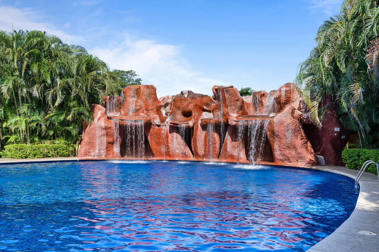 Sunrise #39:  Family Oasis in paradise! - Gallery image 18