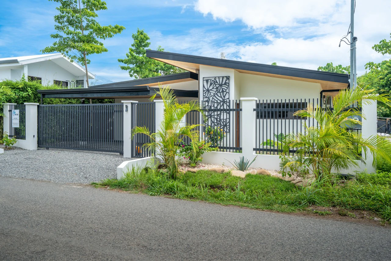 Uvita Tropical Urban Home, New Quality Build! - Gallery image 27