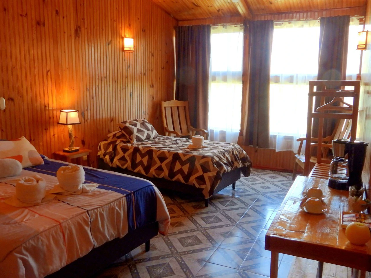 Unique Hotel in Monteverde. Cerro Plano.: Established 11-Room Hotel with Apartments in Monteverde – Prime Location & Proven Track Record - Gallery image 3