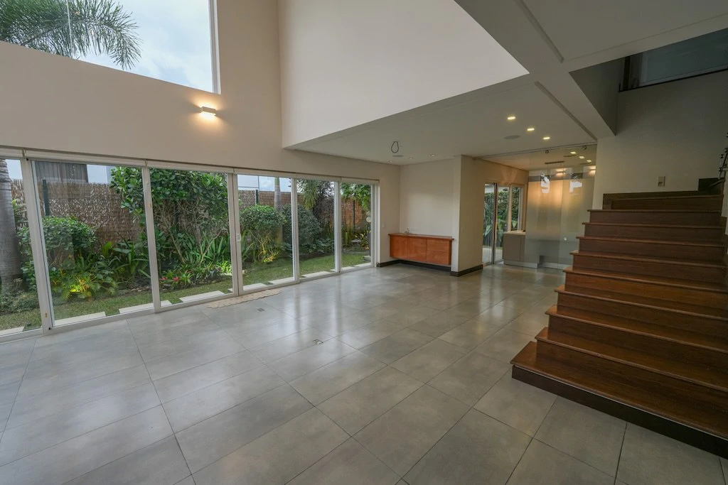 Casa de 4 Habitaciones en Condominio Villamont, Santa Ana Centro: House For Sale in Santa Ana - Gallery image 2