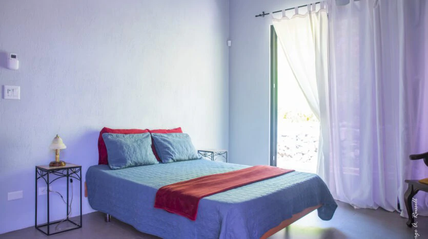 Beautiful Casa Irina, with pool and large yard: Close to the beach in tranquil Monterrey! - Gallery image 7