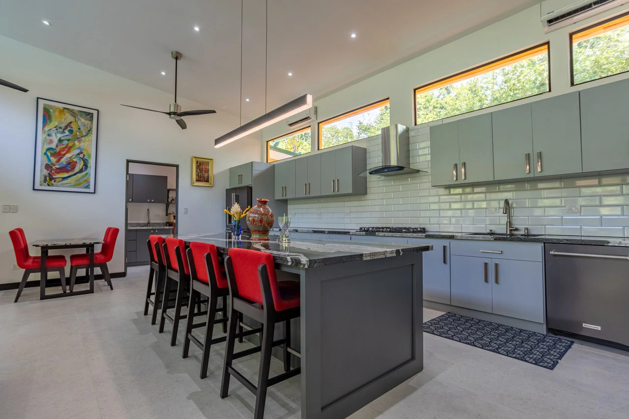 Custom Built Luxury Retreat with Guest Villas in Ojochal - Gallery image 45
