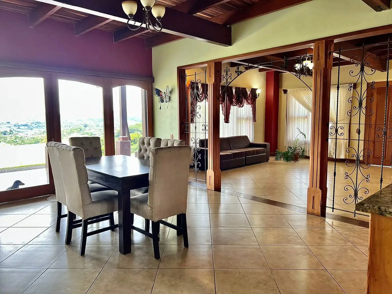 House For Sale in San Isidro - Gallery image 4