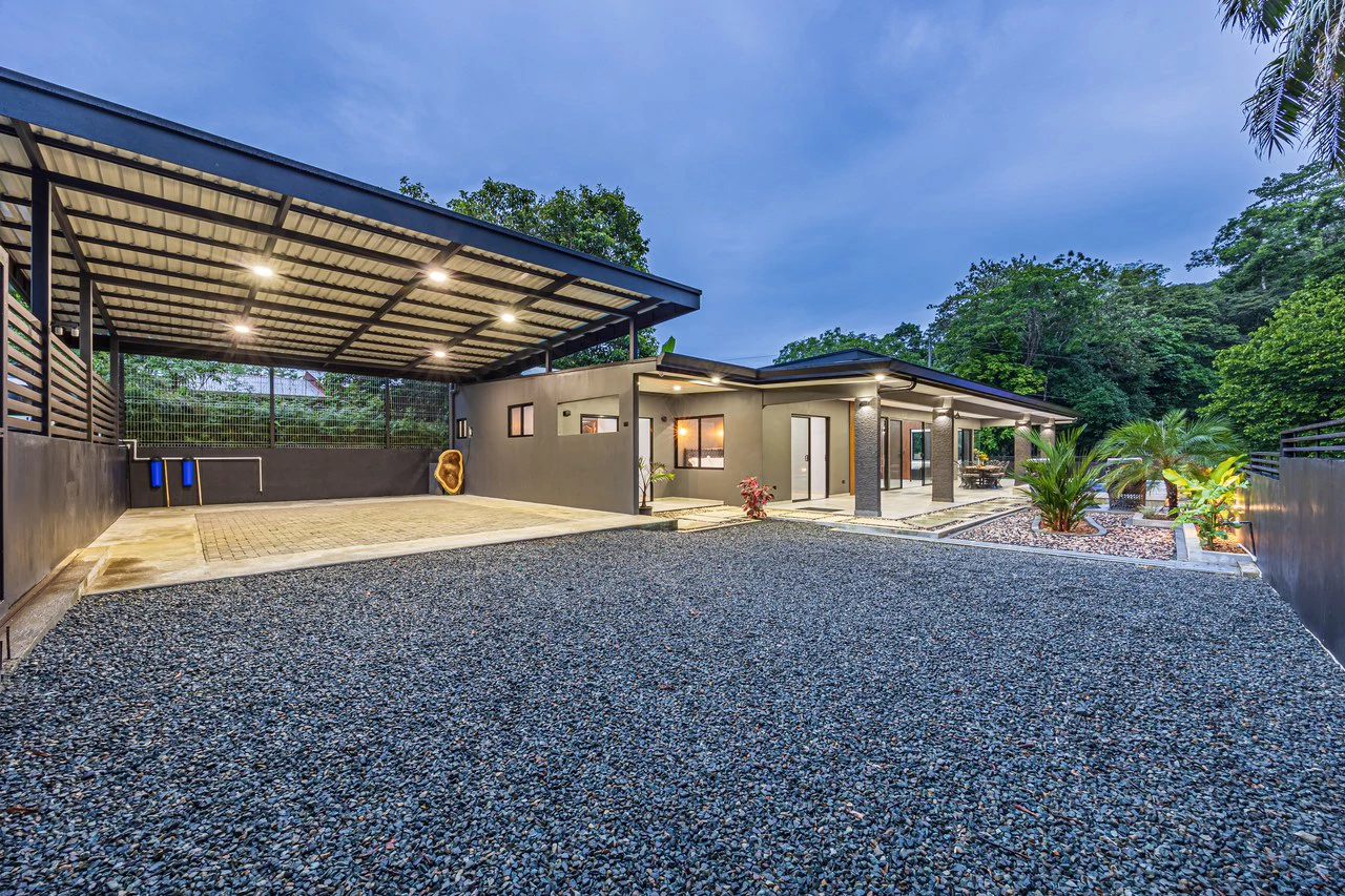 Gorgeous Brand New 3br Home close to Dominical with extra land.: House For Sale in Hatillo - Gallery image 53