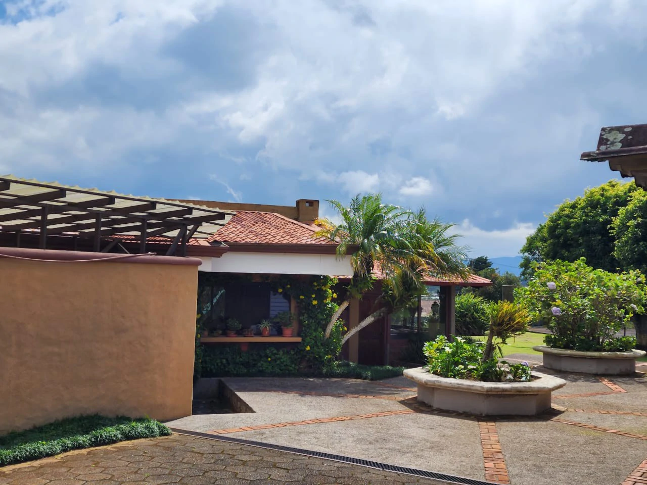 Villa For Sale in San Luis - Gallery image 44
