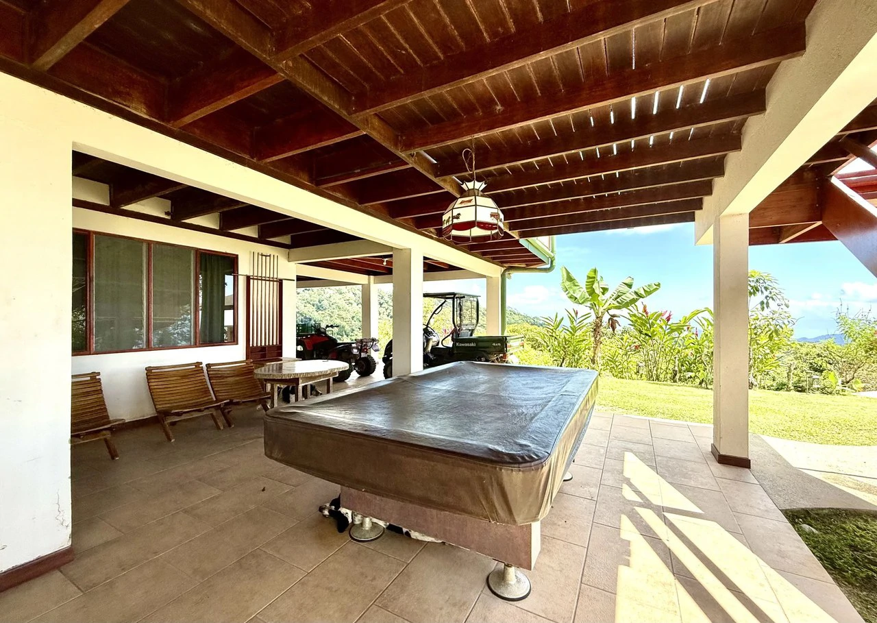CASA DE LAPAS - OCEAN VIEW: Could you live at the Top of a Mountain in Costa Rica?  Because.... now you can!  Billion dollar views for only $1 Million USD. - Gallery image 46