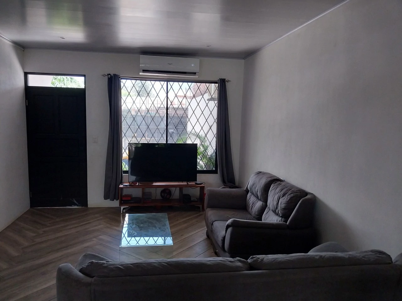 C168: House For Sale in Liberia - Gallery image 4