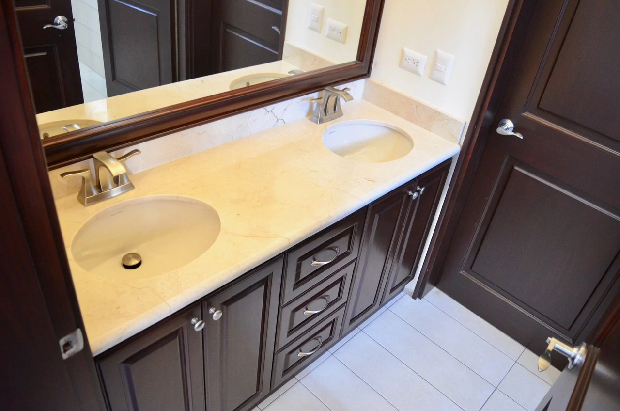 Mountain House For Sale in San Isidro - Gallery image 31