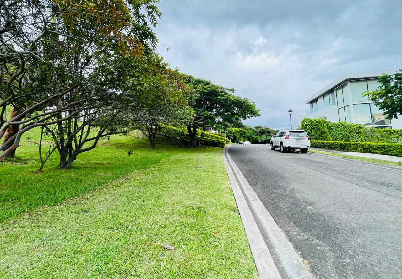 Lot for sale Cerro Alto Gated community Escazu Guachipelin - Gallery image 7