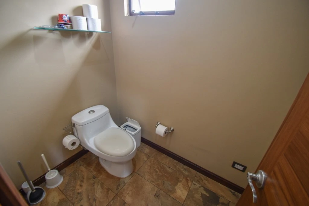 House For Sale in Ciudad Colón - Gallery image 29