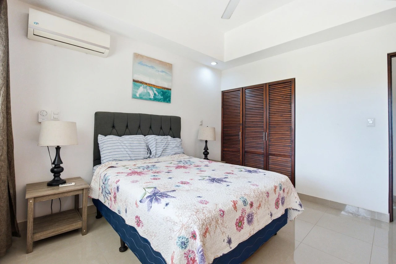 Villa 49: Turnkey 1 Bed Villa, Gated Playa Lagarto Eco Development - photo 4