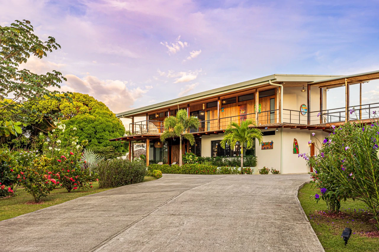 Iconic Luxury Estate with Unmatched Mountain Views | Manuel Antonio Estates - Gallery image 40