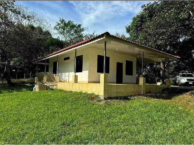 Charming Tico Home with Beautiful Green Garden for Sale in Bagaces