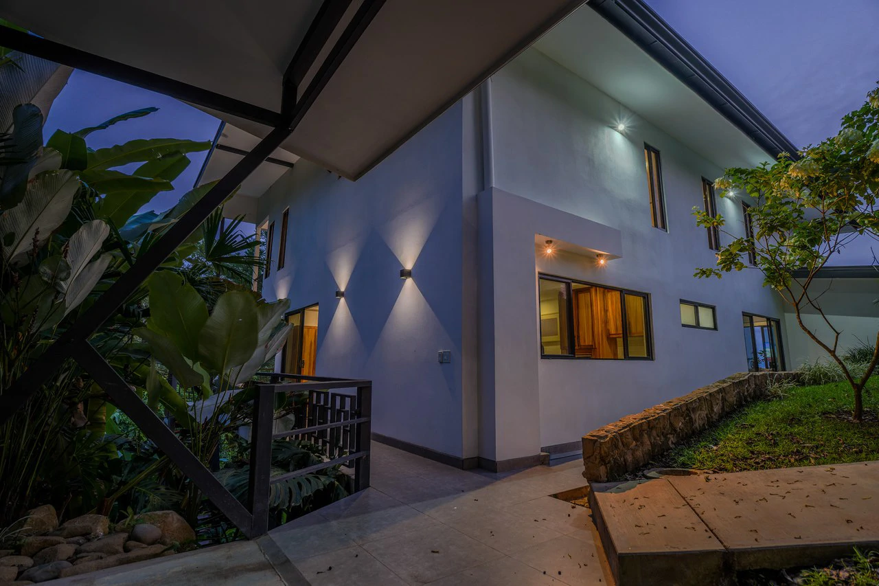 Casa La Roca, Whale's Tail 3 Bedroom Home In Uvita!: Mountain House For Sale in Uvita - Gallery image 22