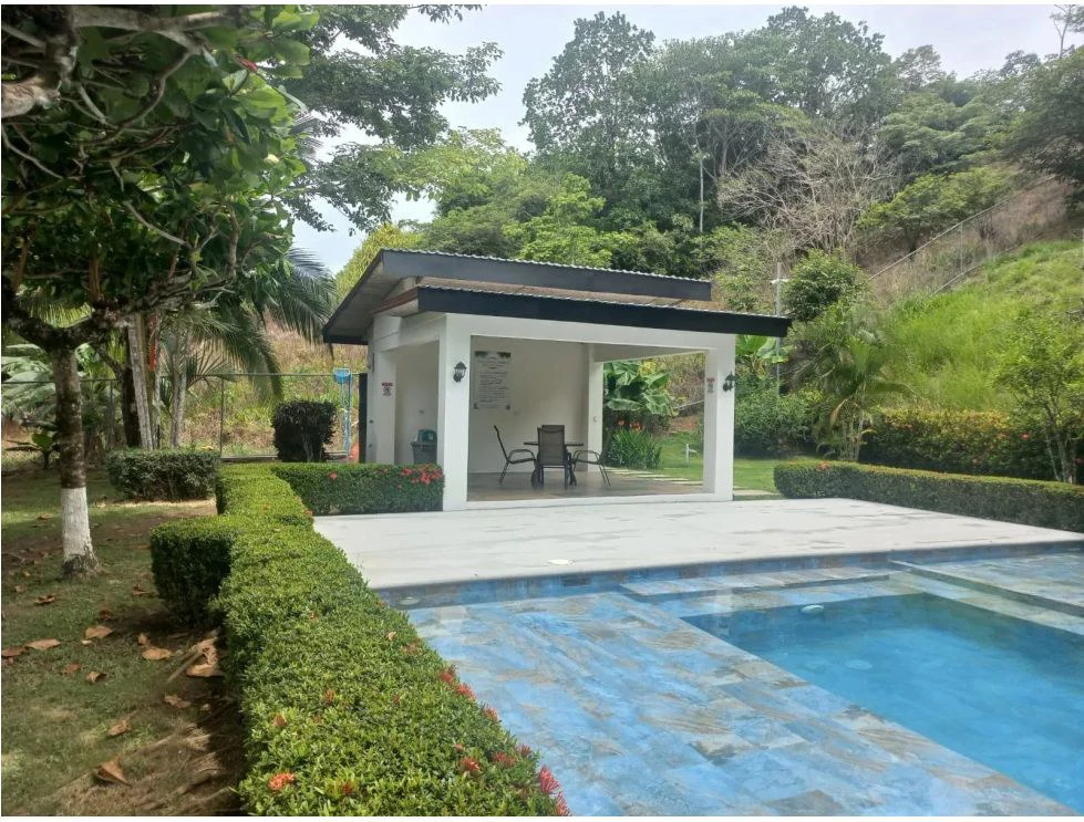 Residential Lot in Jacó, Garabito, Puntarenas: Your Opportunity to Build Your Ideal Home - photo 11