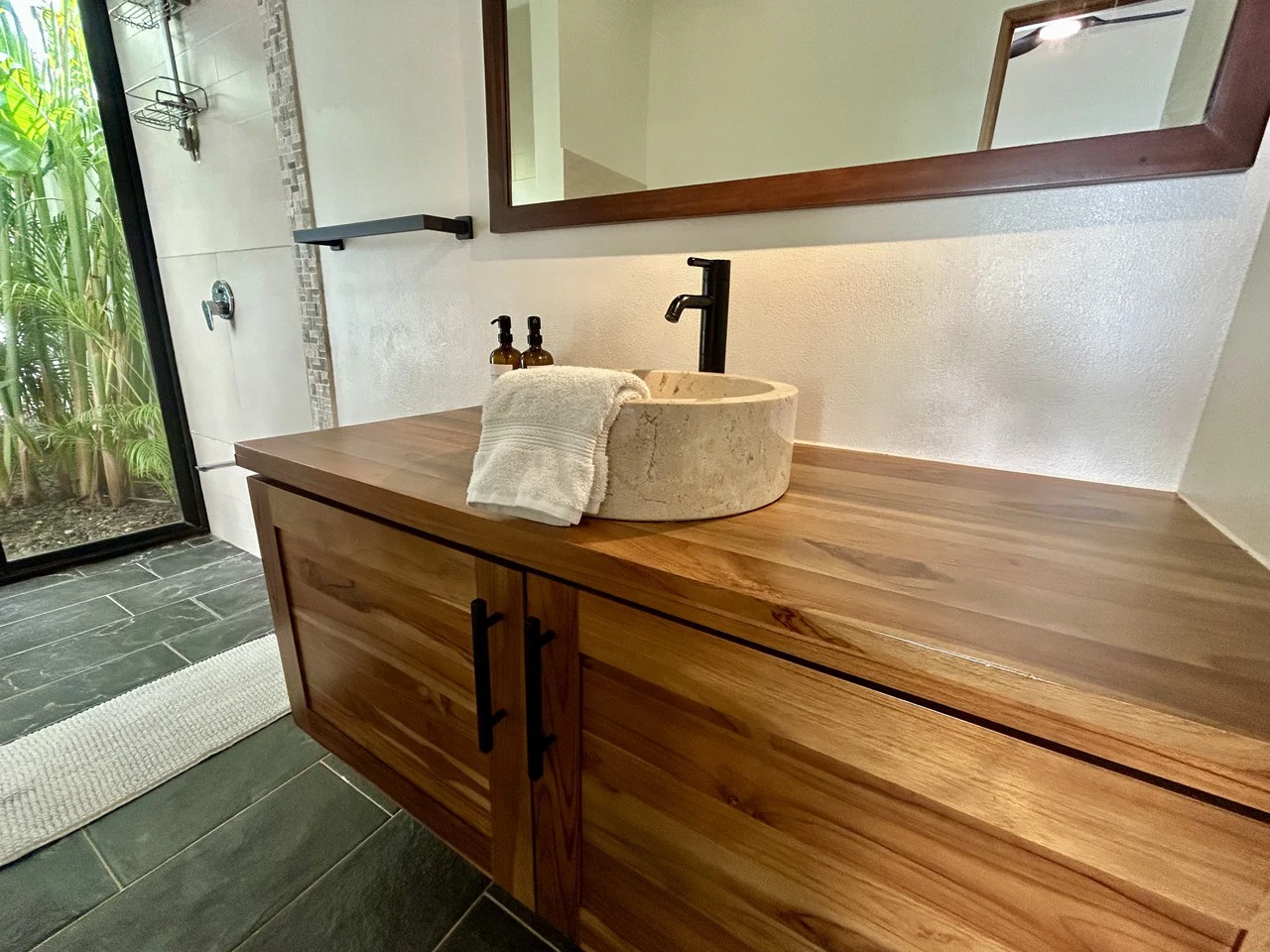 Walk-to-Everything Uvita Retreat | 3BR Home Minutes from the Beach - Gallery image 73