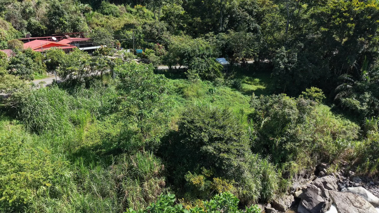 Mountain Home Construction Site For Sale in San Isidro del General - photo 4