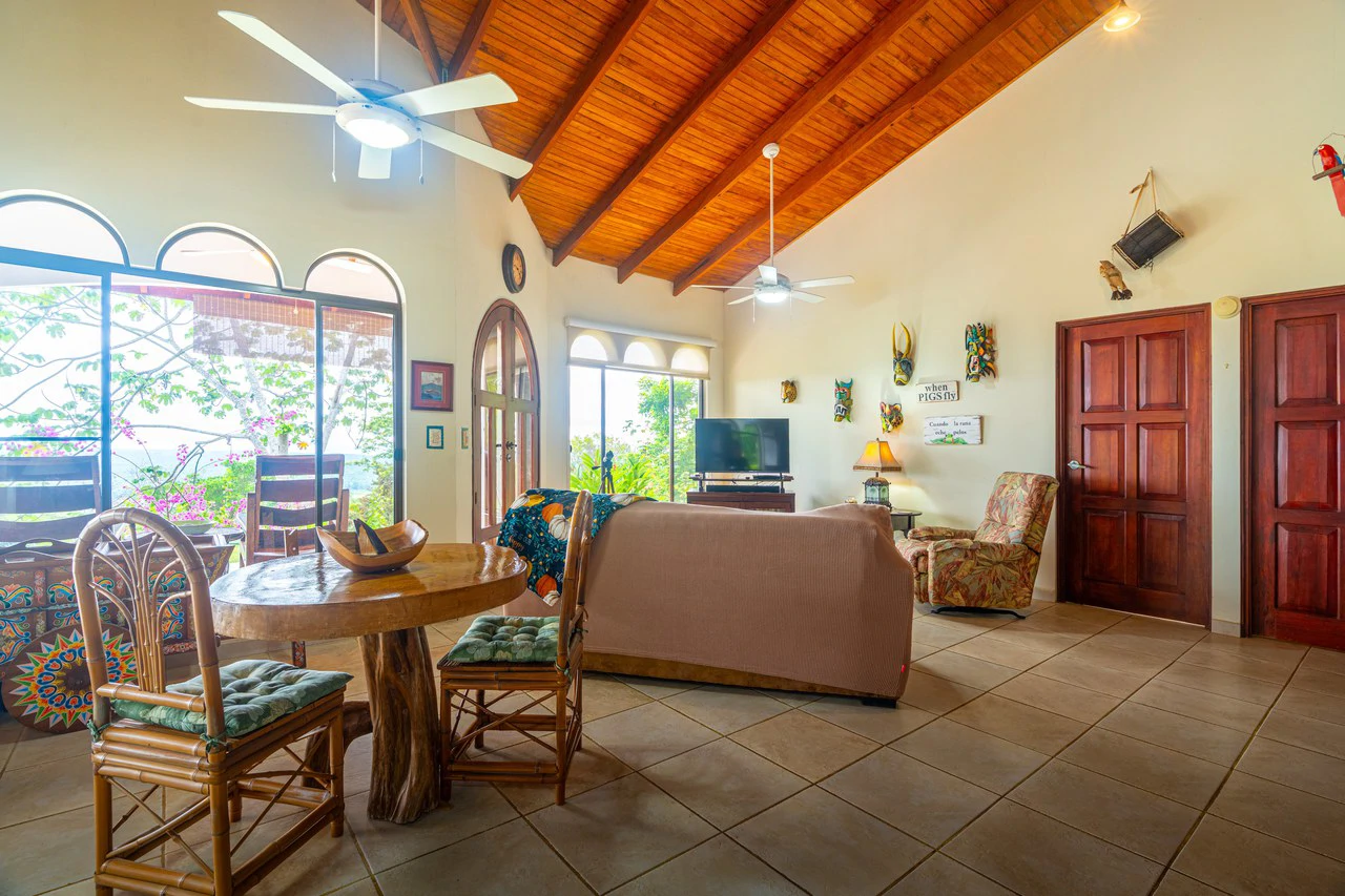 Casa Mono Titi: Front Ridge Ocean View  – Tres Rios, Costa Rica - Gallery image 26