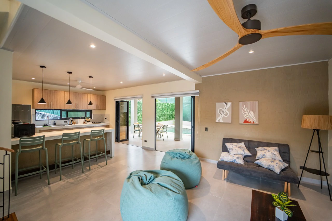 Casa Costa Brava: Modern 3BR Home in Carrillo Beach - photo 12