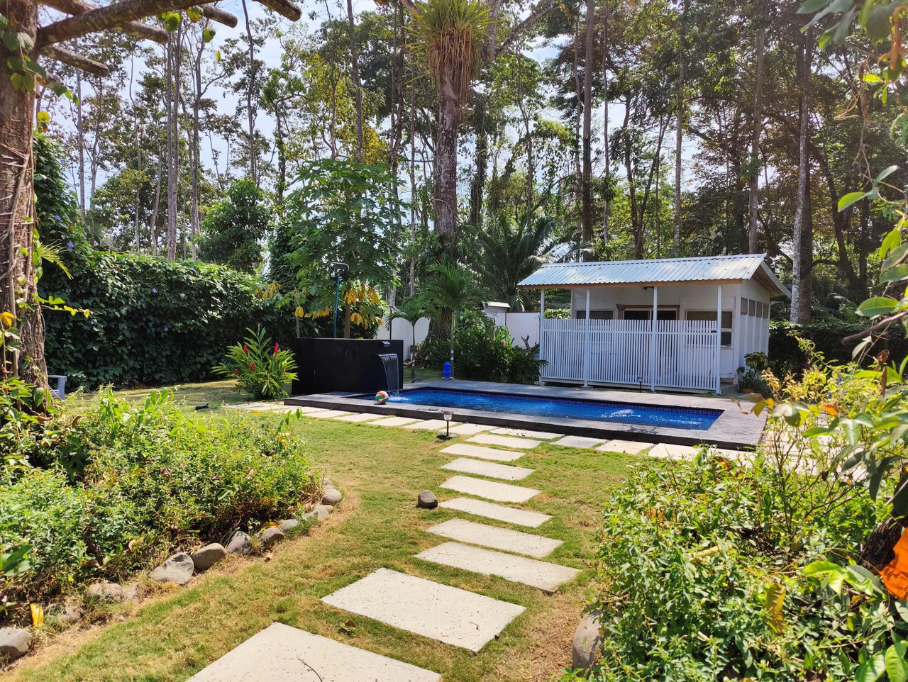 ID 88: Turnkey Boutique Hotel in Playa Negra, Puerto Viejo – Proven Income & Strong Growth Potential - Gallery image 5