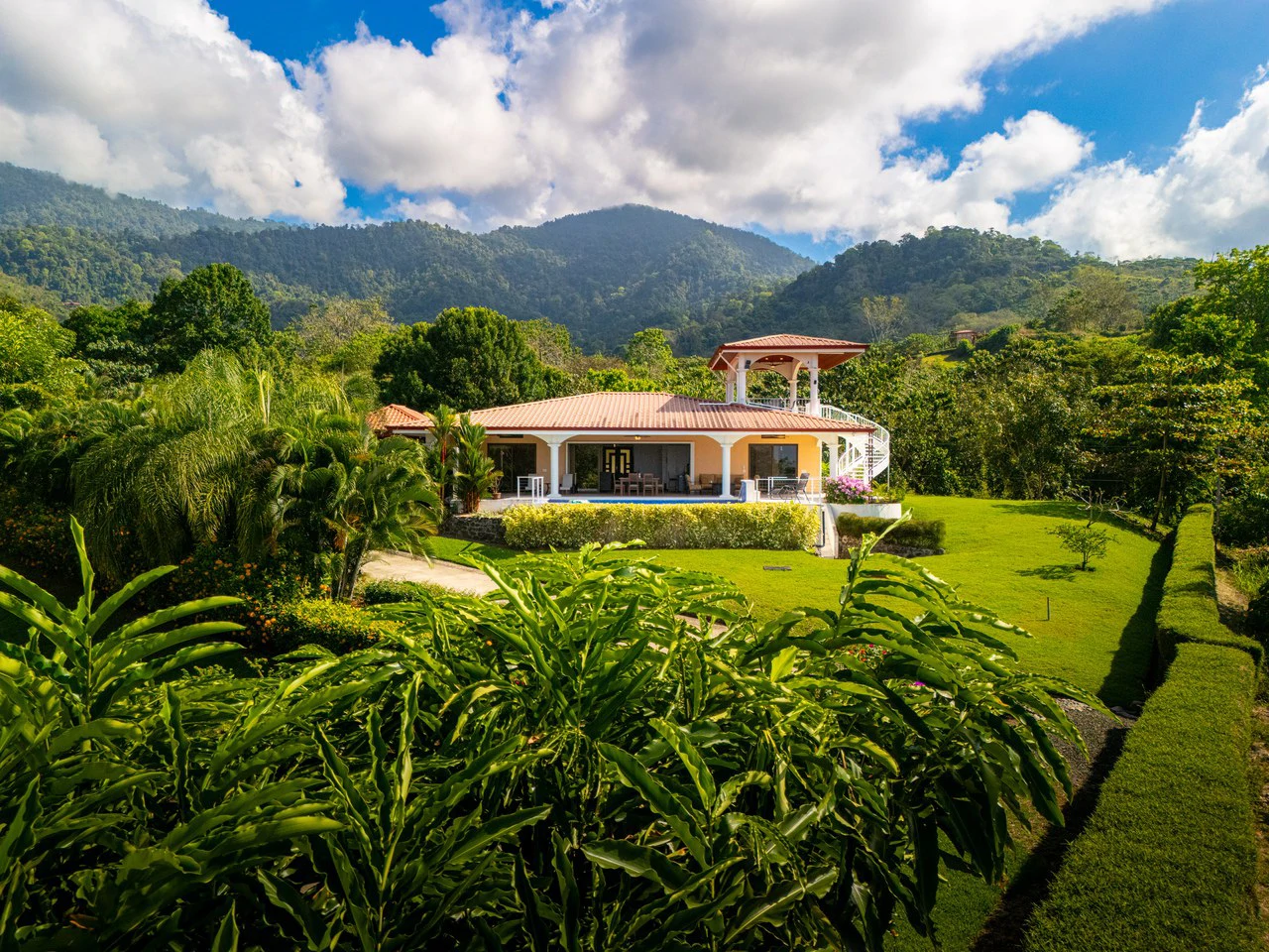 Casa Oma - Phase 11 - Ojochal: Mountain House For Sale in Ojochal - Gallery image 2