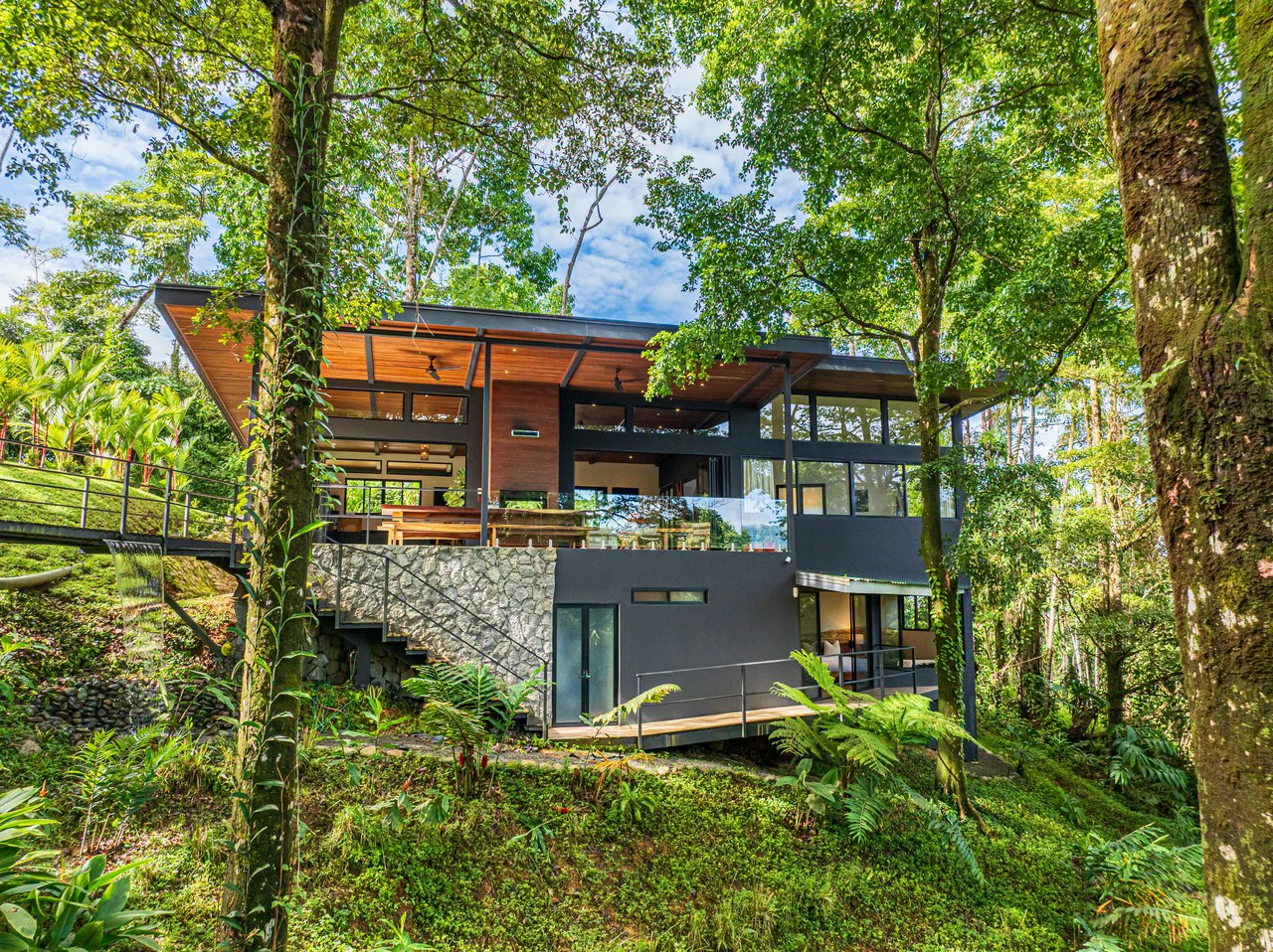 La Sombra Villas: Where Nature Meets Comfort in Tinamates! - Gallery image 2