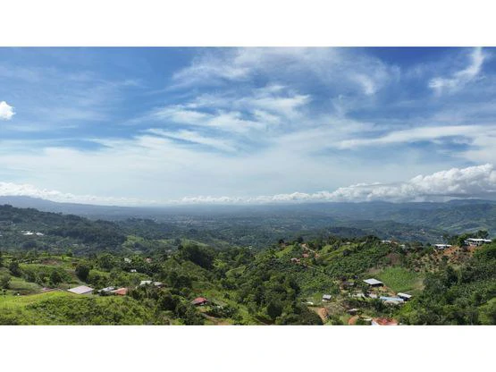Panoramic View Lot with Tranquil Creek and Easy Access to San Isidro - Gallery image 2