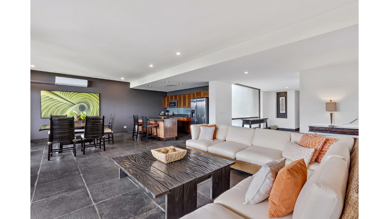 Penthouse: Live in the number one luxury development with private beach in the national reserve of Manuel Antonio - Gallery image 20